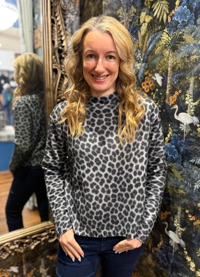 Printed Stand Collar Pullover | Animal Print