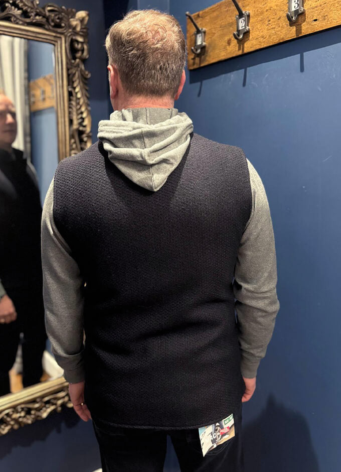 Cavan Gilet | Navy Barley Corn Weave