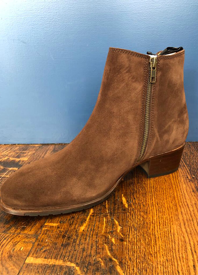 Bray Chelsea Boot | Cigar Suede