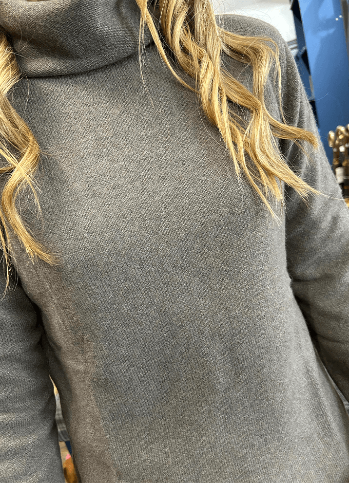 Flodden Featherweight Cowl Neck | Taupe
