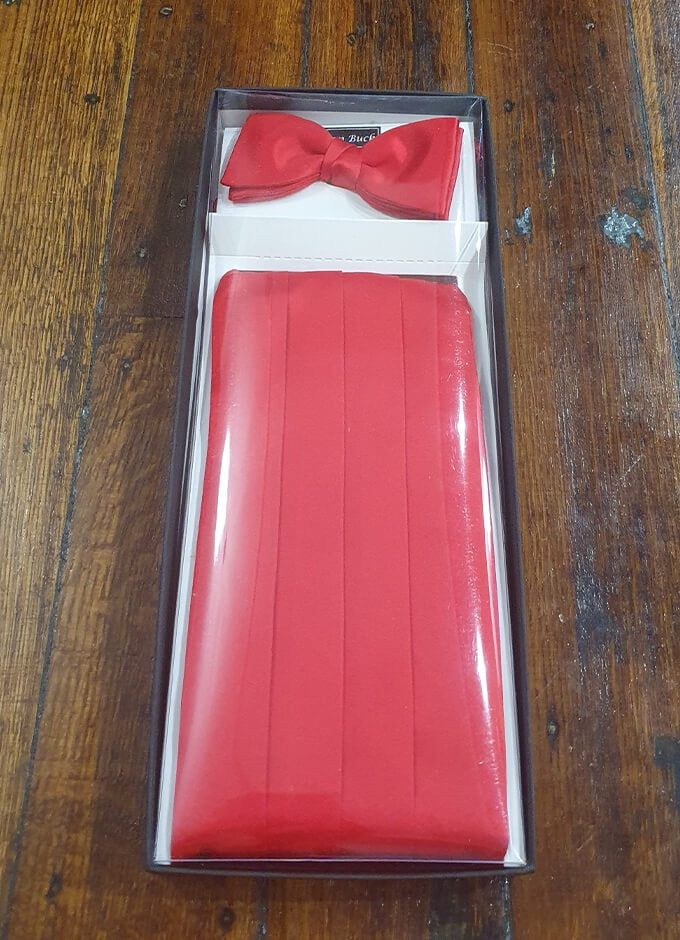 Red Cummerbund and Bow Tie Set