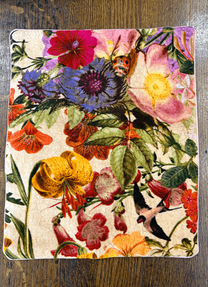 Powder | Jewellery Roll | Cream Posy