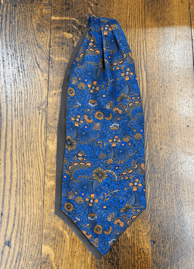 English Printed Silk Cravat | Olive Abstract