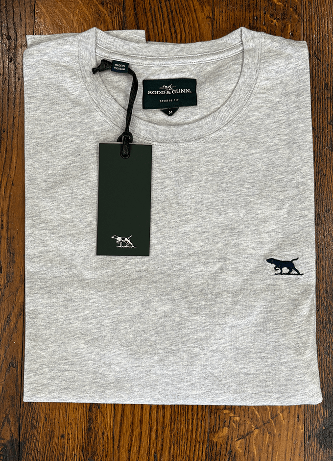 Gunn T-Shirt | Pebble