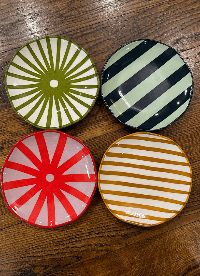 Here''s How Set of 4 Multi The Marley Appetizer Plates