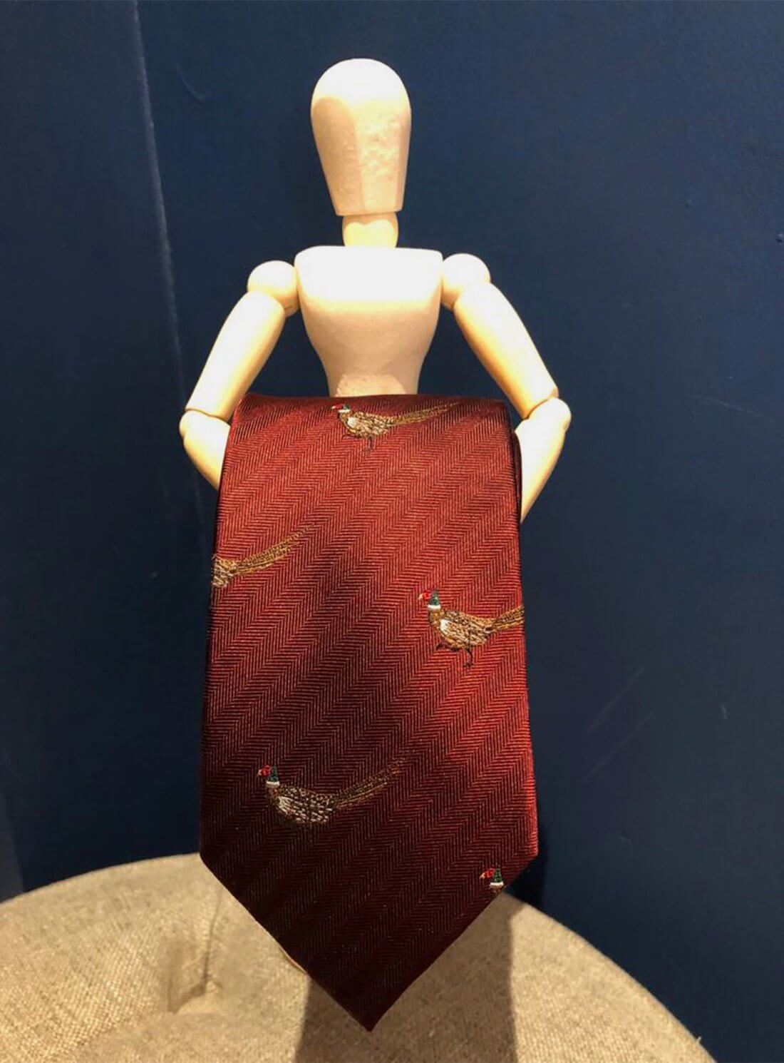 Country Silk Tie | Standing Pheasant Wine