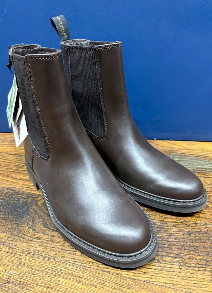 Avoca Women's Chelsea Boot | Old Rum