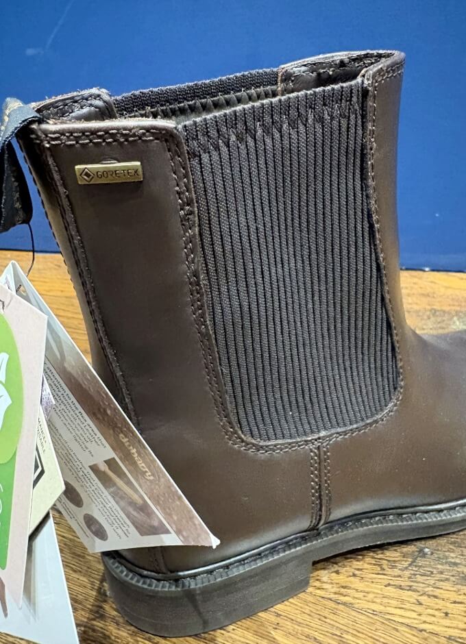 Avoca Women's Chelsea Boot | Old Rum