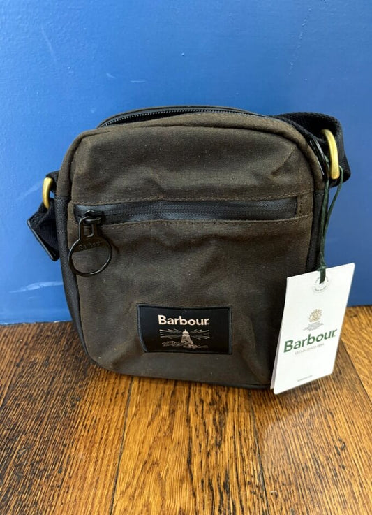 Field Wax Crossbody Bag | Olive/Black