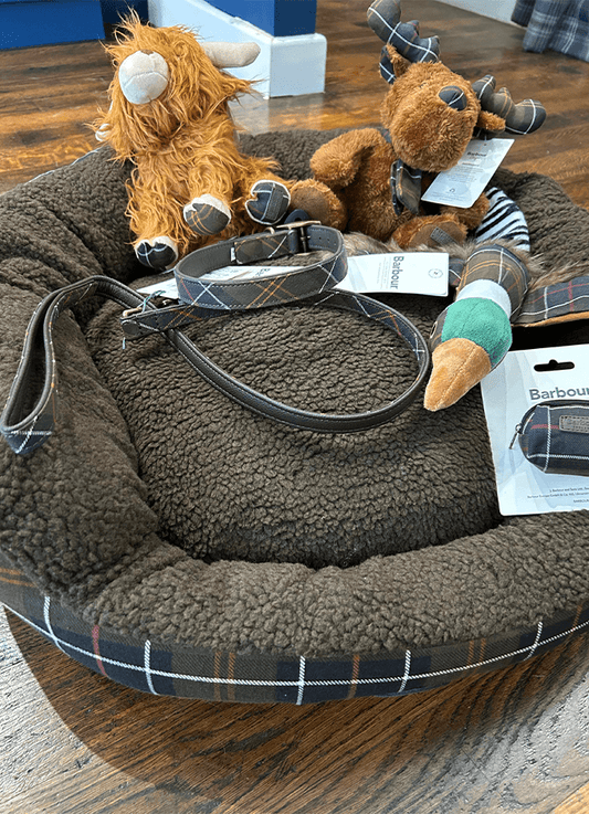 Snuggle Dog Bed 35" | Tartan