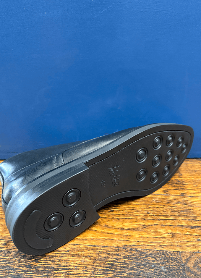 Castle Chukka Boot | Black