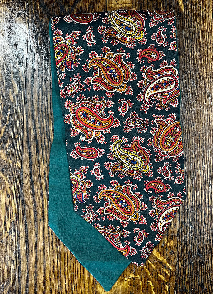 Silk Cravat | Green with Red Paisley