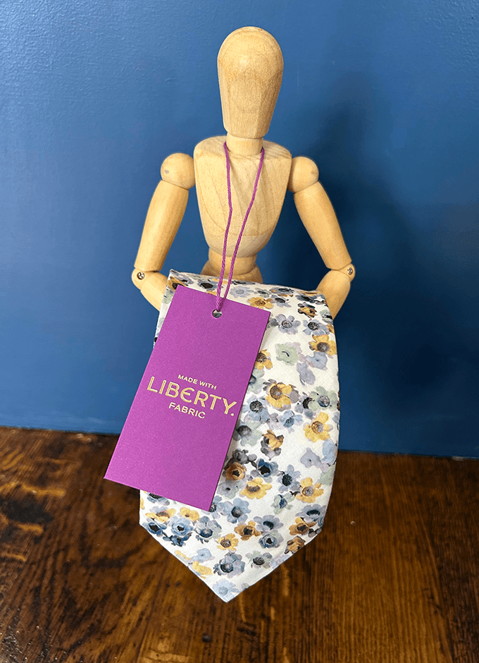 Tie | Australian Daisy Lilac & Gold | Made with Liberty Fabric