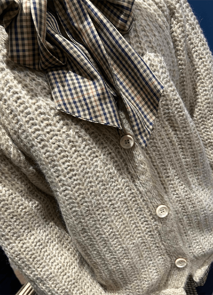 Hairy V-Neck Cardigan | Sand