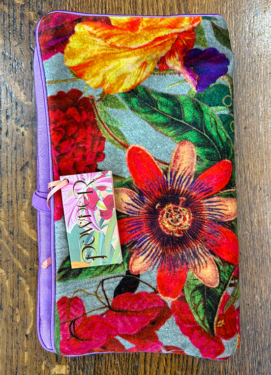 Powder | Jewellery Roll | Winter Iris