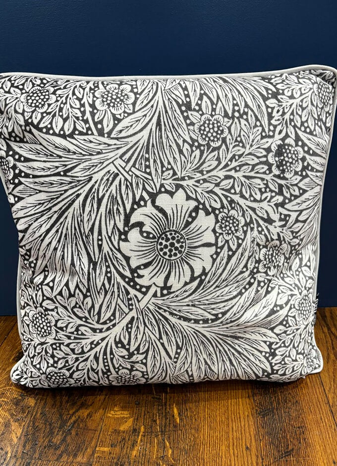 William Morris | Marigold | 45cm x 45cm"