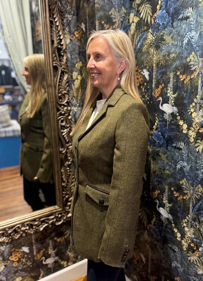 Oatfield Women's Hacking Jacket | Thornwood