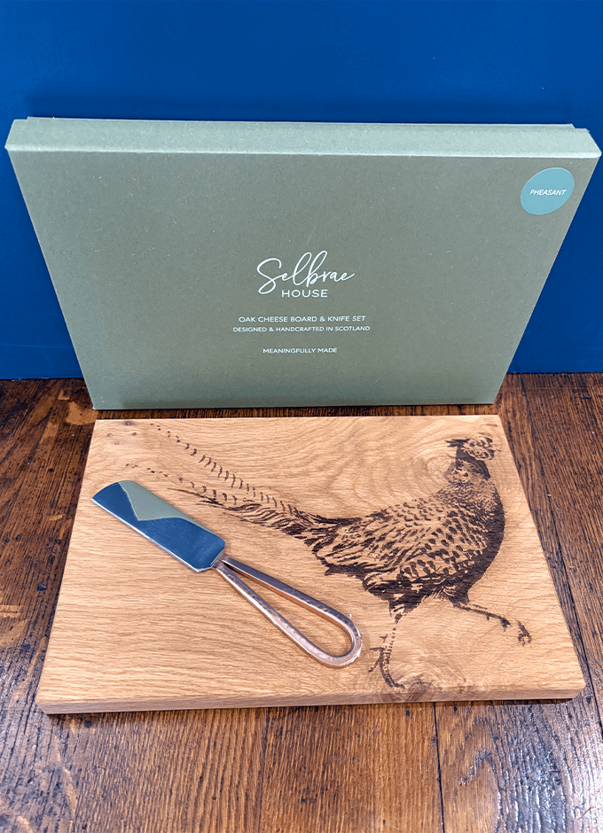 Selbrae | Oak Cheese Board & Cheese Knife | Pheasant