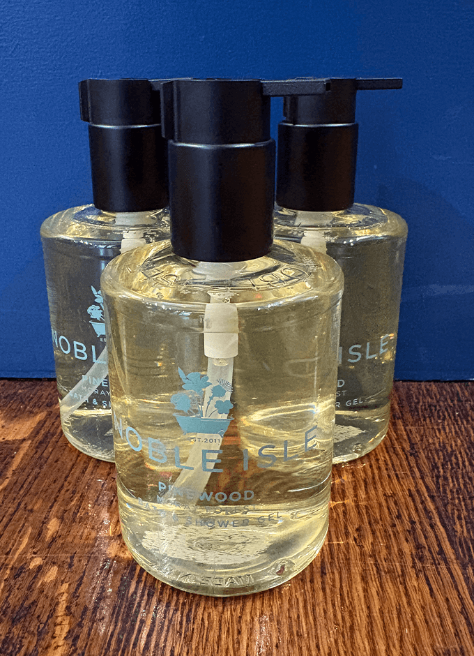 Pinewood Luxury Bath & Shower Gel