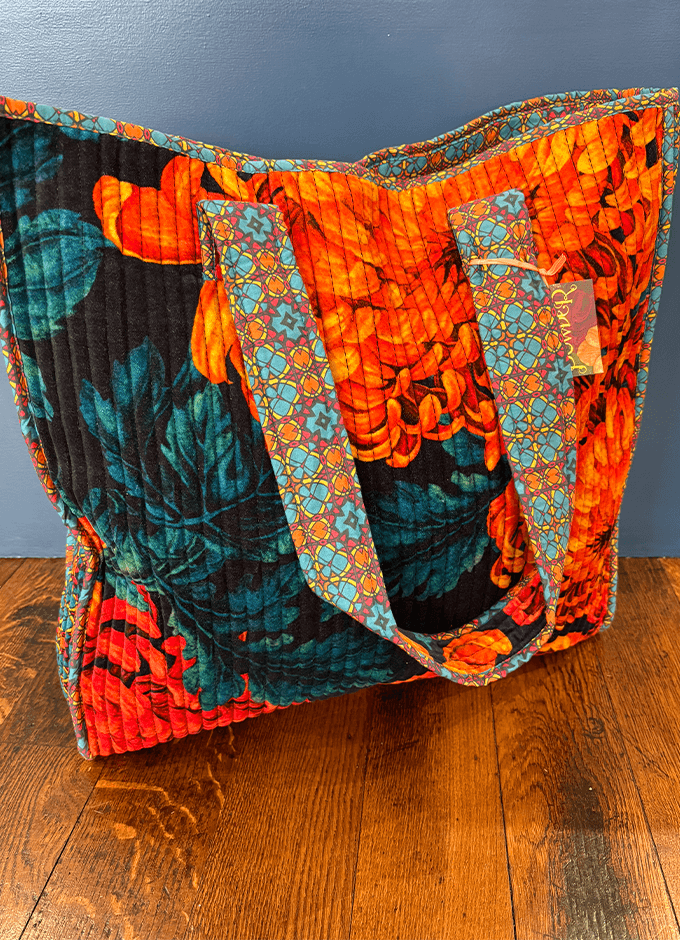 Lux Velvet Quilted Tote | Chrysanthemum