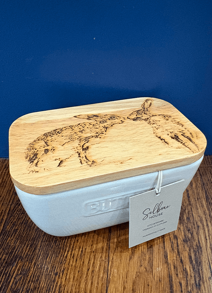 Selbrae | White Butter Dish | Kissing Hare