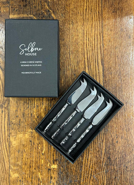 Selbrae | 4 Mini Cheese Knives | Silver