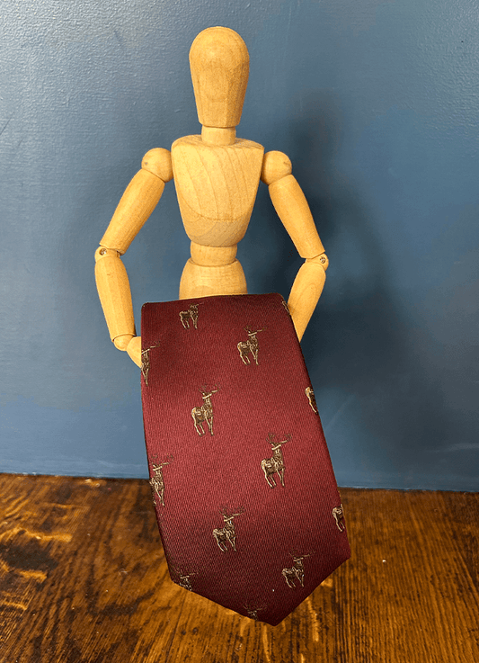 Country Silk Tie | Standing Stag  Burgundy