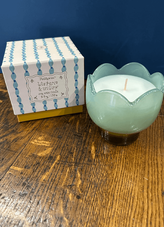 Tulip Wisteria & Willow Soy Wax Candle 5.5oz / 155g