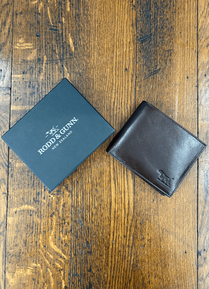 Wakefield Bi-Fold Wallet | Chocolate