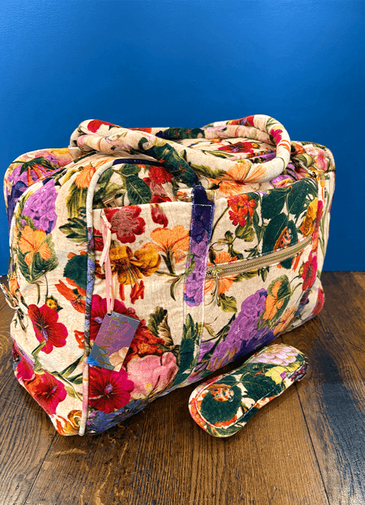 Luxe Weekender Bags | Cream Posy