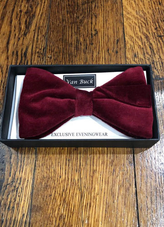 Bow Tie | Burgundy Velvet