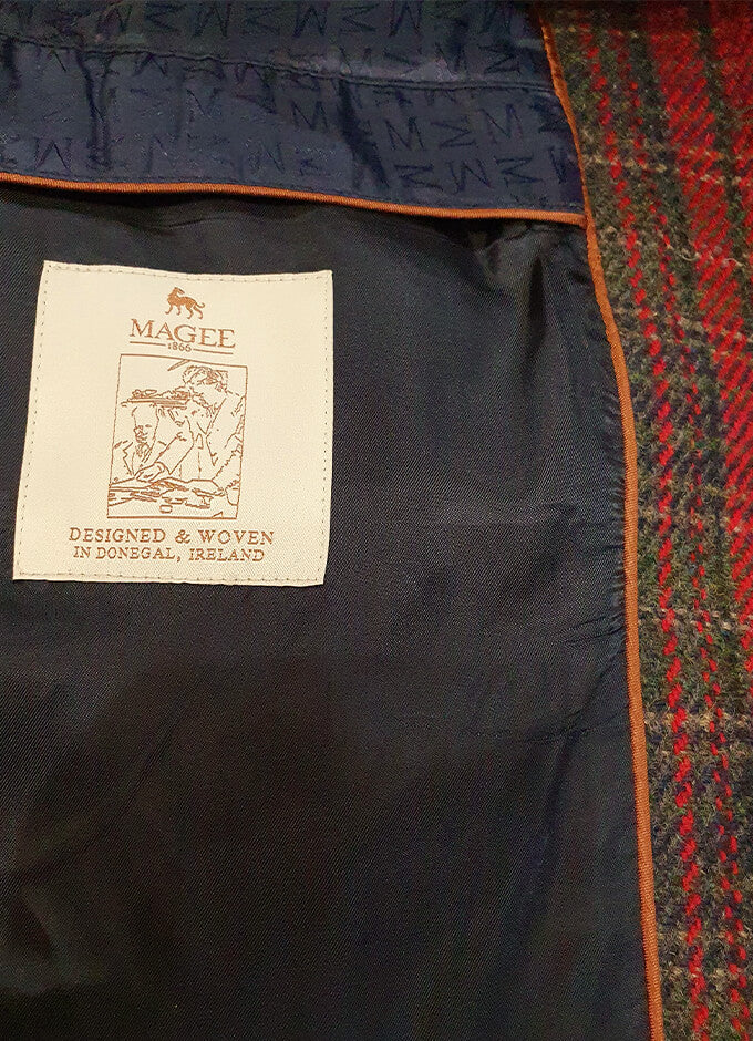 Erne Irish Wool Raglan Coat | Red Check