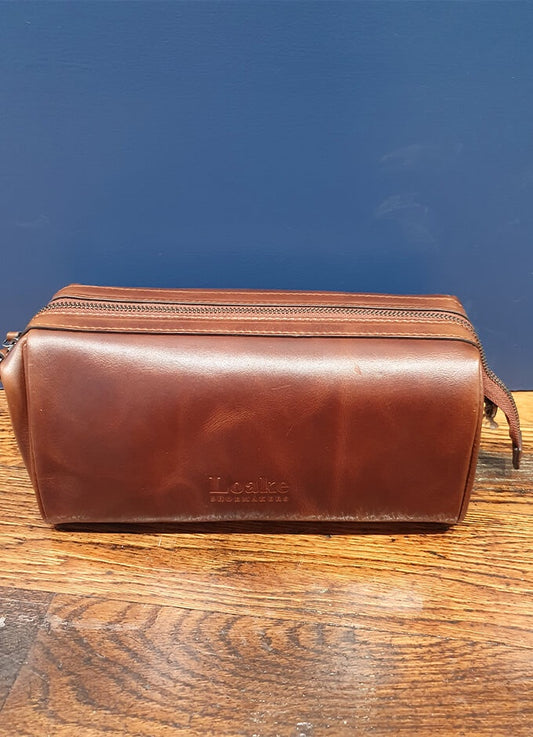 Thames Wash Bag | Brown